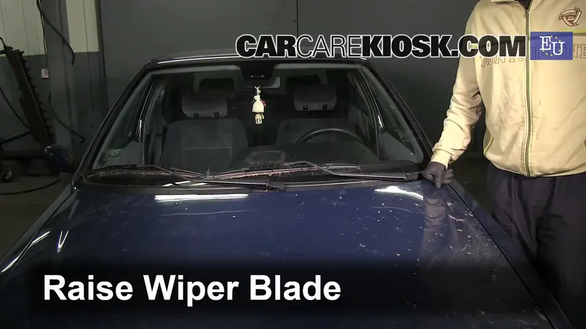 2002 Peugeot 306 Meridian 1.8L 4 Cyl. Windshield Wiper Blade (Front)